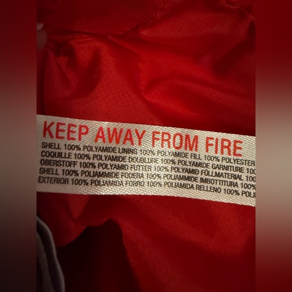 FP Movement by Free People In a Bubble Puffer Vest – Red S Oversized - Picture 8 of 9